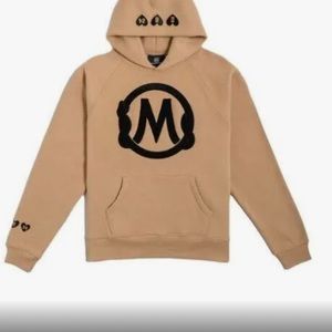 I am selling an exclusive mamba Mamacita sweatsuit